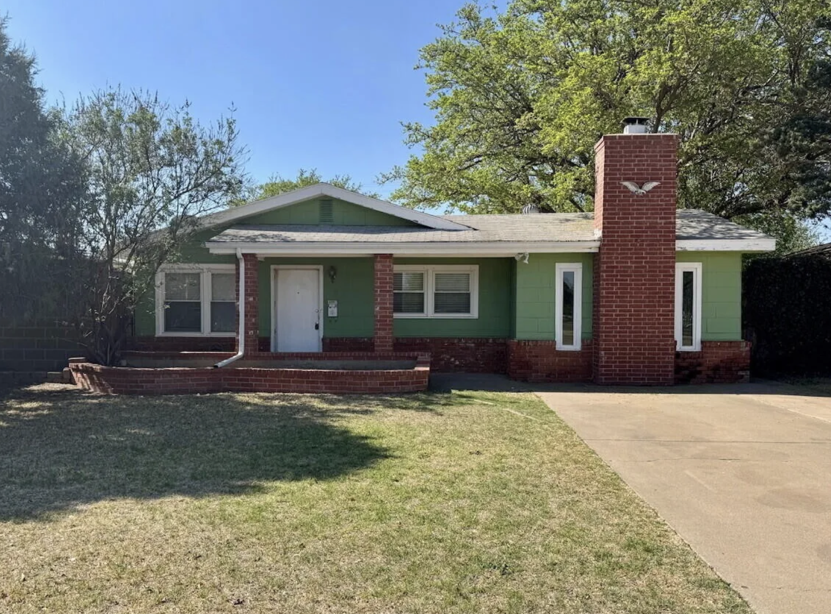 Property main image